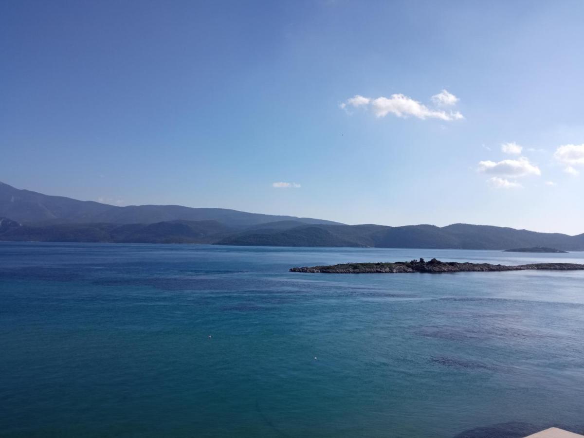 Seaview &